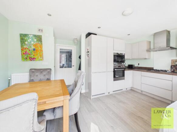Clarendon Road, Hyde, Greater Manchester, SK14 2LJ photo 4