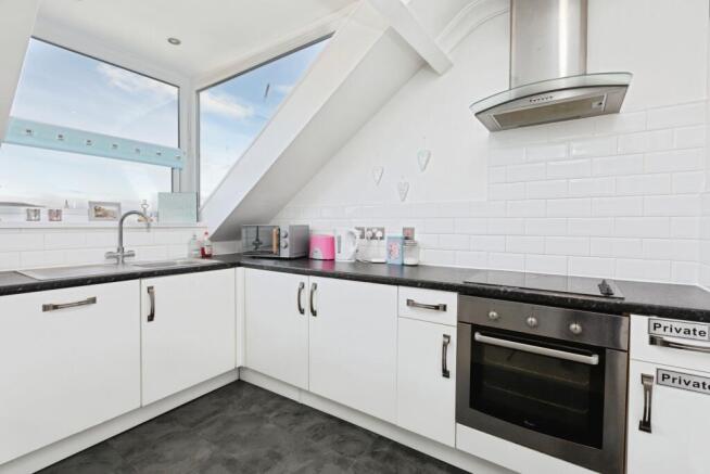 1 bed Flat for sale Image 6