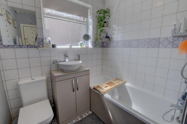 Bath 1.jpg