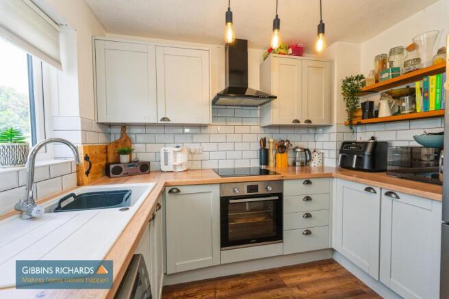 Poplar Road, Bridgwater, TA6 photo 3
