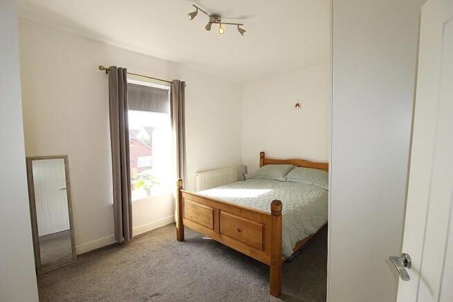 2 bed Terraced for sale Image 11