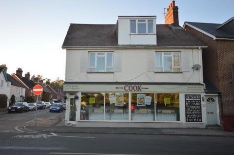 Easebourne Lane, Midhurst, West Sussex, GU29