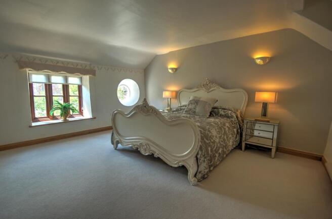 The Old Cottage Bed 1