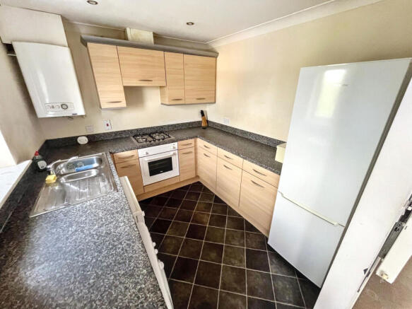 2 bed Apartment for sale Image 10