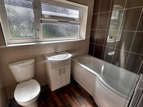 2 bed Semi-Detached for sale Image 12
