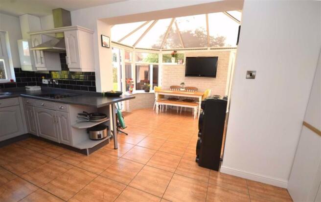Open plan Kitchen/breakfast room/study area