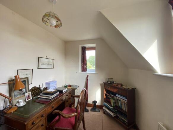bedroom 4/Study