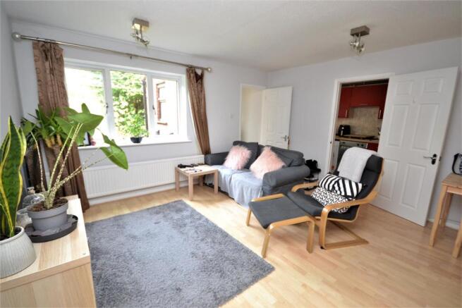 Lounge/ dining area