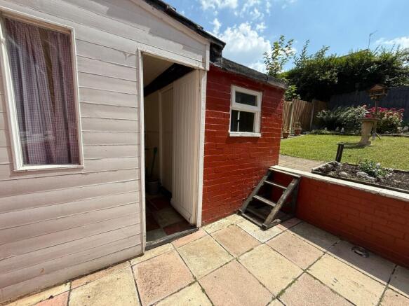 3 bed Terraced for sale Image 10