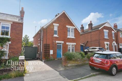 Lushington Road, Manningtree, CO11