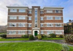 44, Cameford Court, New Park Road, London SW2 4LJ