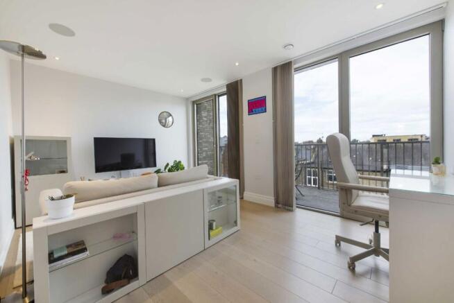 Apartment in London, Kilburn - View 5