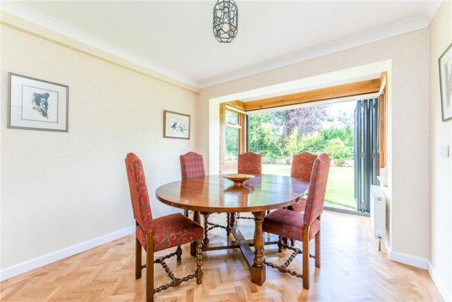 Dining Rm To Garden