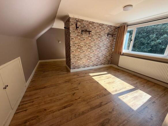 3 bed Semi-Detached for sale Image 11