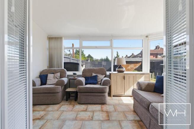 4 bed Semi-Detached for sale Image 11
