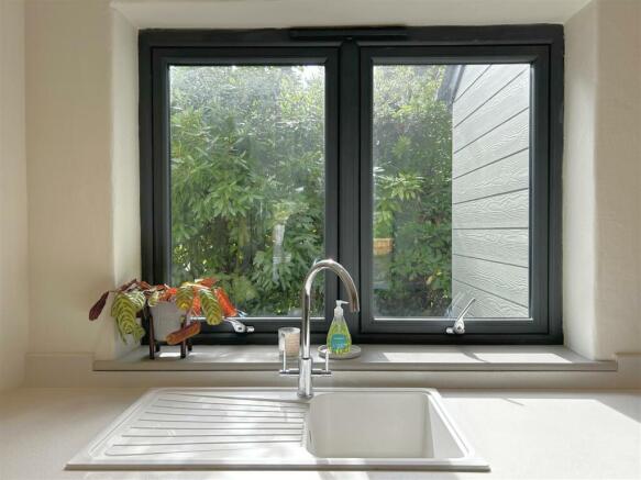 KITCHEN DETAIL II.jpeg
