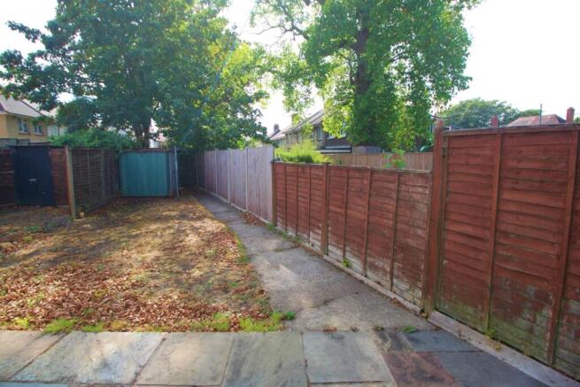 Garden 1.JPG