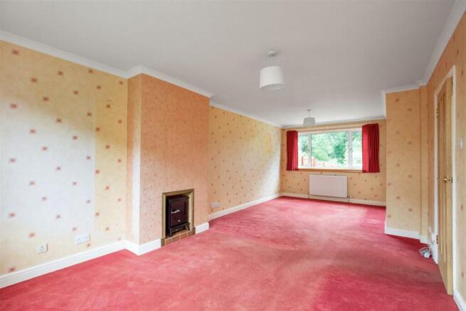 26 Linburn Grove 6.jpg