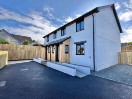 4, Sunniholme Place, Threemilestone TR3 6GX