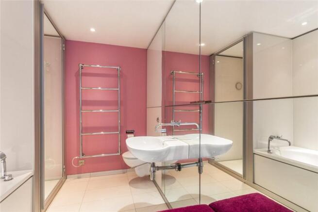 3 Bed Flat