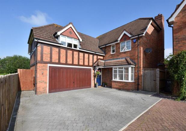 22 Kinver Drive_013.jpg