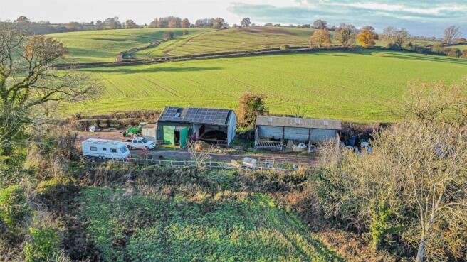 dji_fly_20251203_142404_937_1764771923391_photo_op