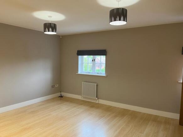 WhatsApp Image 2022-10-19 at 4.52.49 PM (7).jpeg