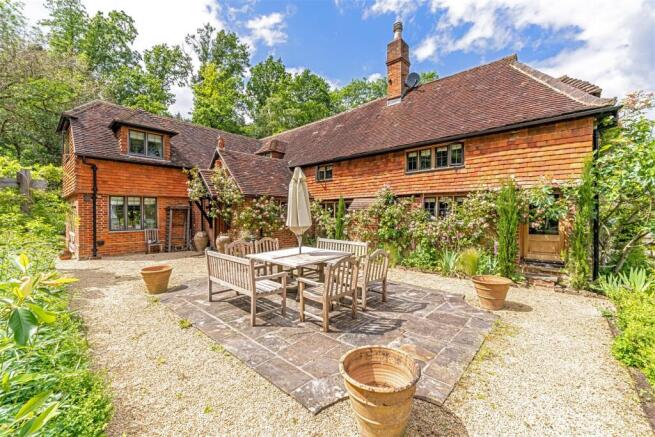 Roundless Cottage, High Button, GU8 6NR-93.jpg