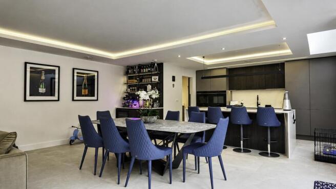 3 Durrant Road-18.jpg