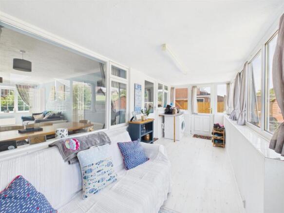 3 bed Semi-Detached for sale Image 5