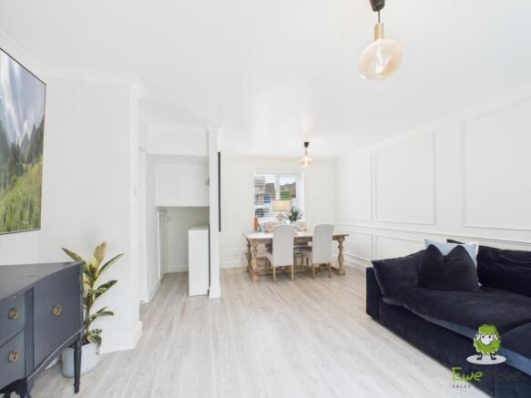 EweMove Estate Agents Basingstoke - York Close - L