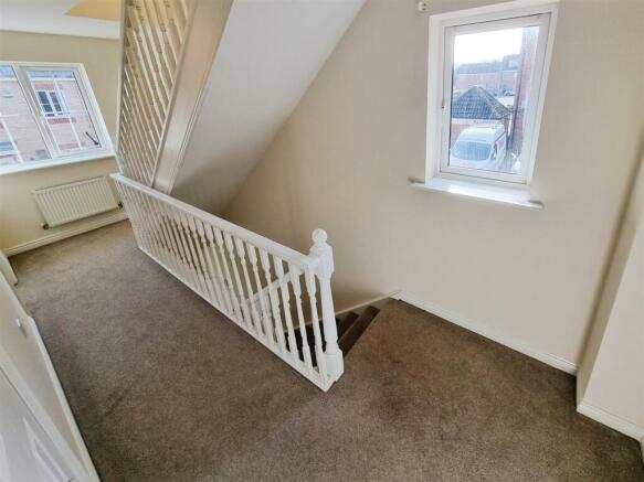 Landing Jubilee Gardens Rear Garden Best Letting E