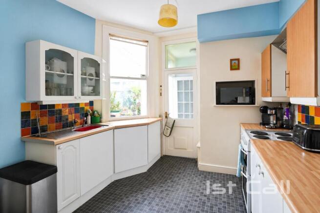 Kitchen/ Breakfast Room