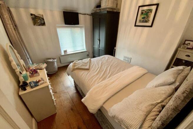 Bedroom One (2)