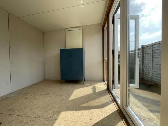 Garden room inside.jpg