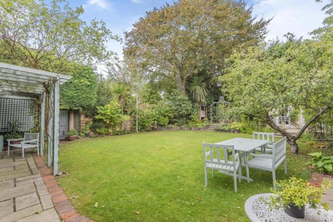 Grosvenor Road W4 (30).jpg