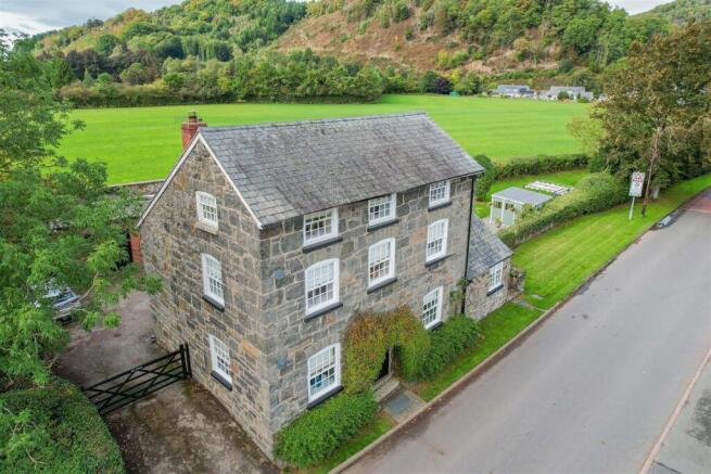 4-bed detached on Meifod, £465,000