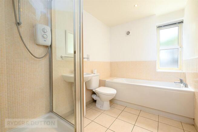 2 bed Apartment for sale Image 12