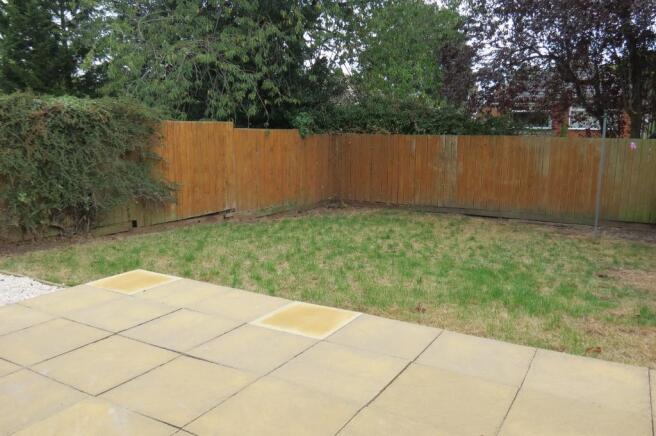 3 bed Semi-Detached to rent Image 12
