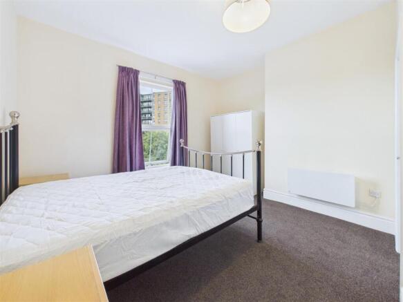 2 bed Duplex to rent Image 12
