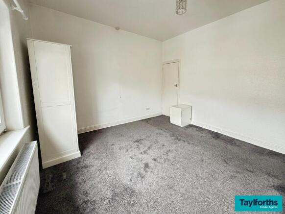 2 bed Terraced for sale Image 7