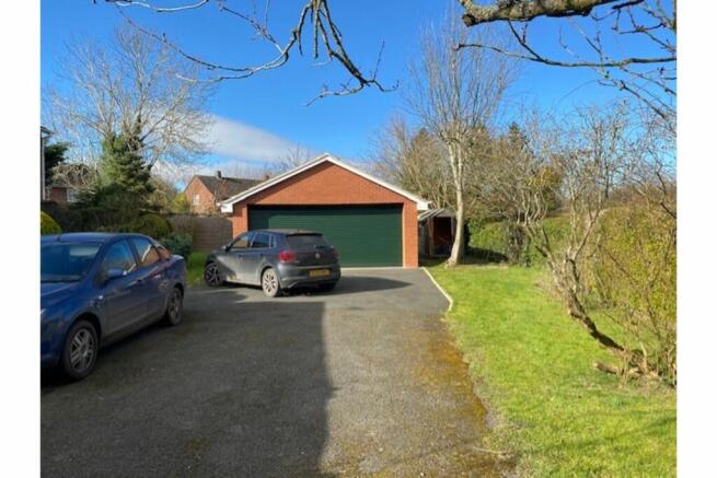 Double Garage