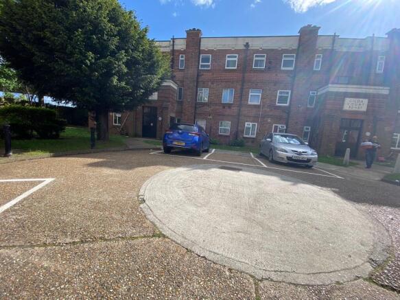 Photo 3