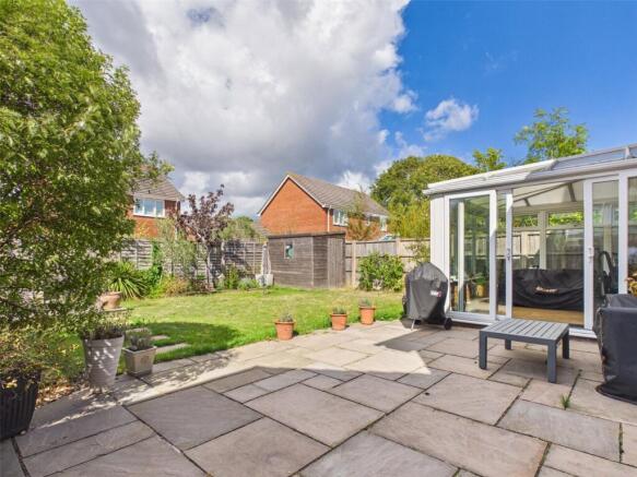 Thistle Close, Highcliffe, Christchurch, Dorset, BH23 photo 4