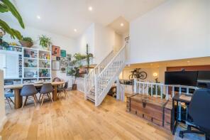Flat 2, 39, Loughborough Road, London SW9 7TB