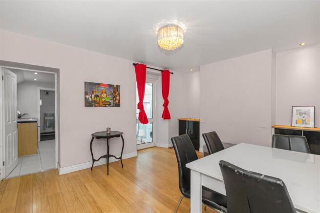 Dining Room.jpg