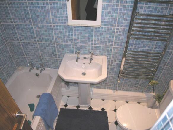 Photo 6