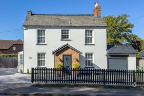 The Lindens, Newell Green, Warfield, Bracknell RG42 6AB