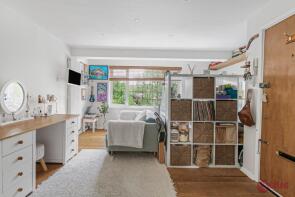 15, 69 Salisbury Court, London Road, Enfield EN2 6ER