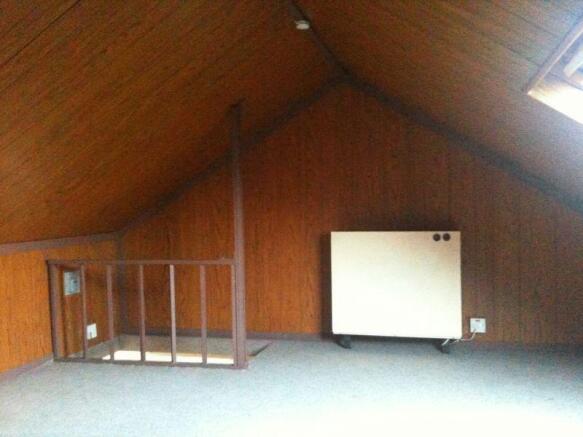 LOFT ROOM